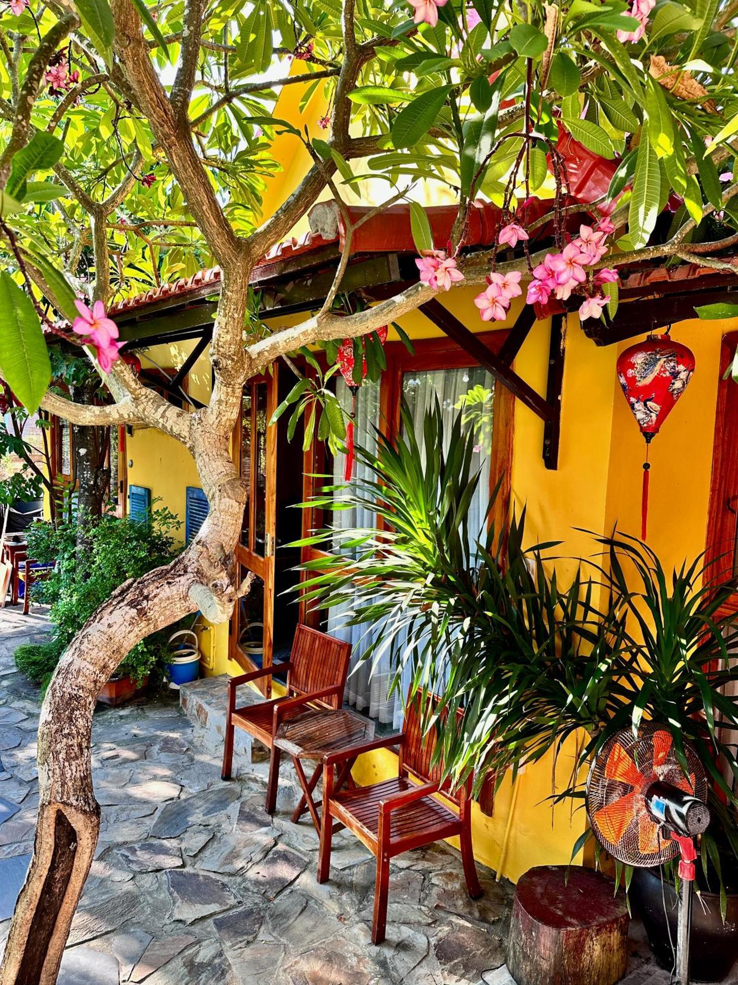La Belle An Bang Seaside Hideaway-3 Min Walk To Beach,Pool,Family Friendly 会安 外观 照片